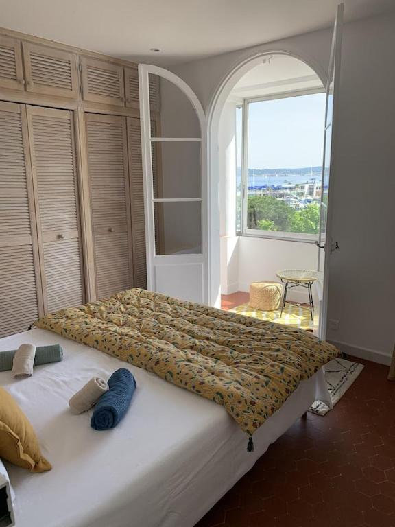 Maison De Village Renovee Avec Vue Mer Exceptionnelle Sainte-Maxime Bagian luar foto